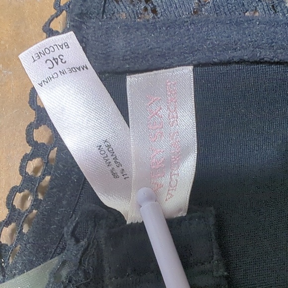 VS Floral Lace Balconet Bra 34C - Picture 4 of 7